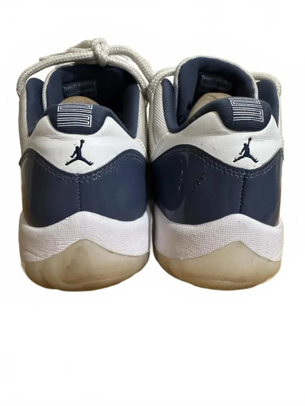 Jordan Retro 11 Low Diffused Blue FV5104-104 Size 9.5